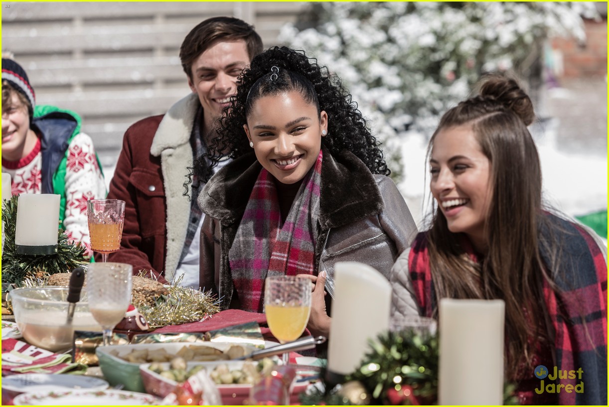 free rein christmas special pics first look 03