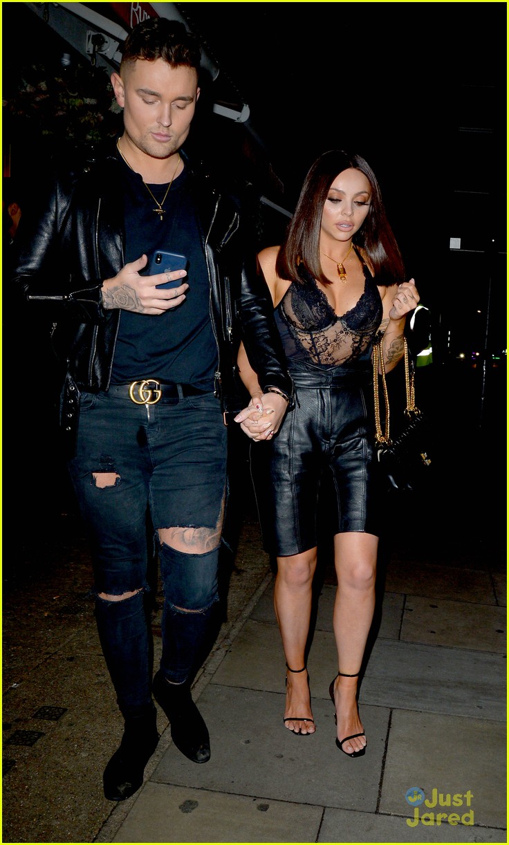 jesy nelson out friend after chris kiss 01