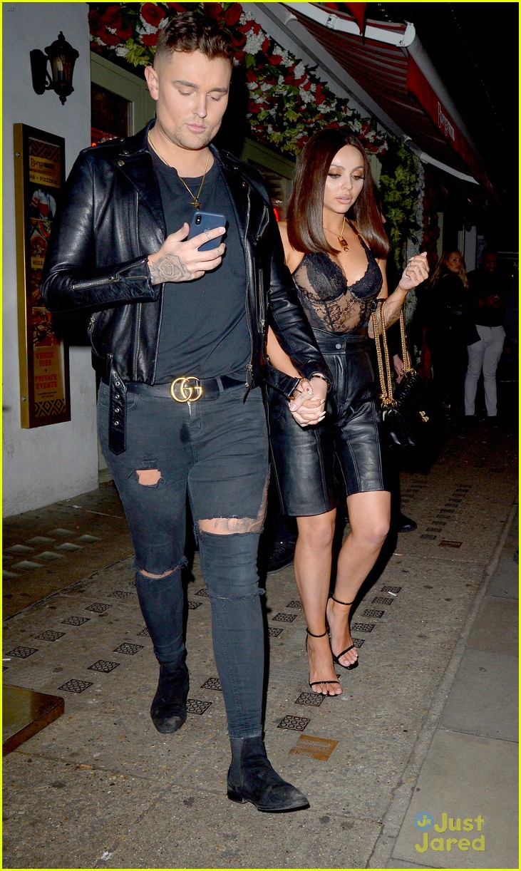 jesy nelson out friend after chris kiss 08