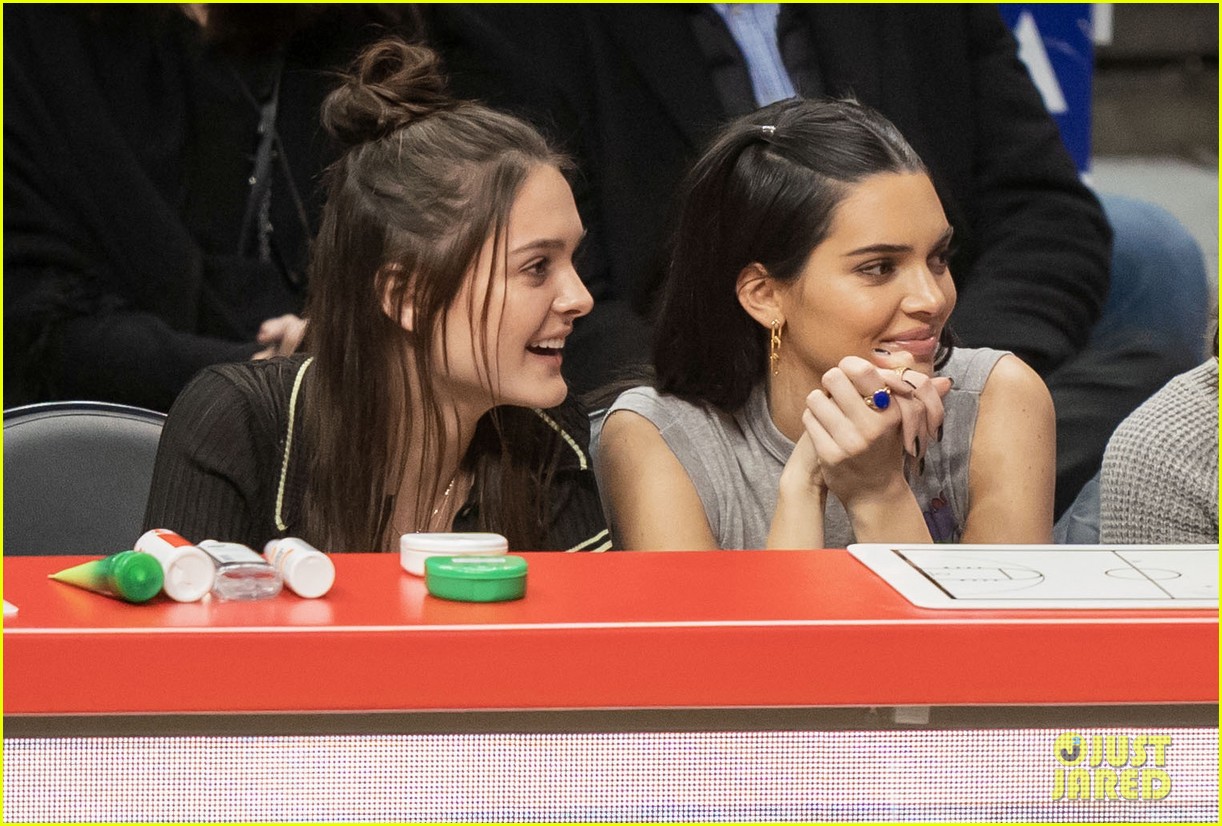 kendall jenner girls night clippers game 05
