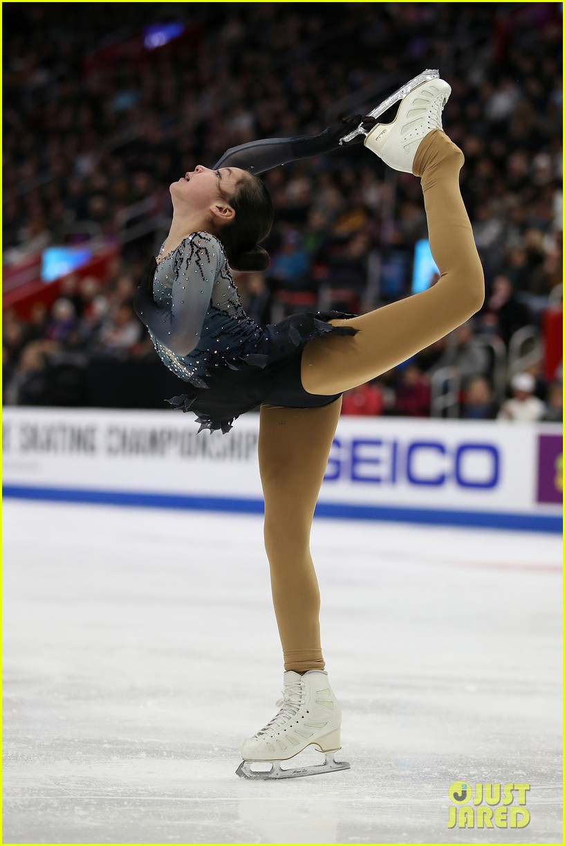 who won the ladies title at us figure skating national championship 13