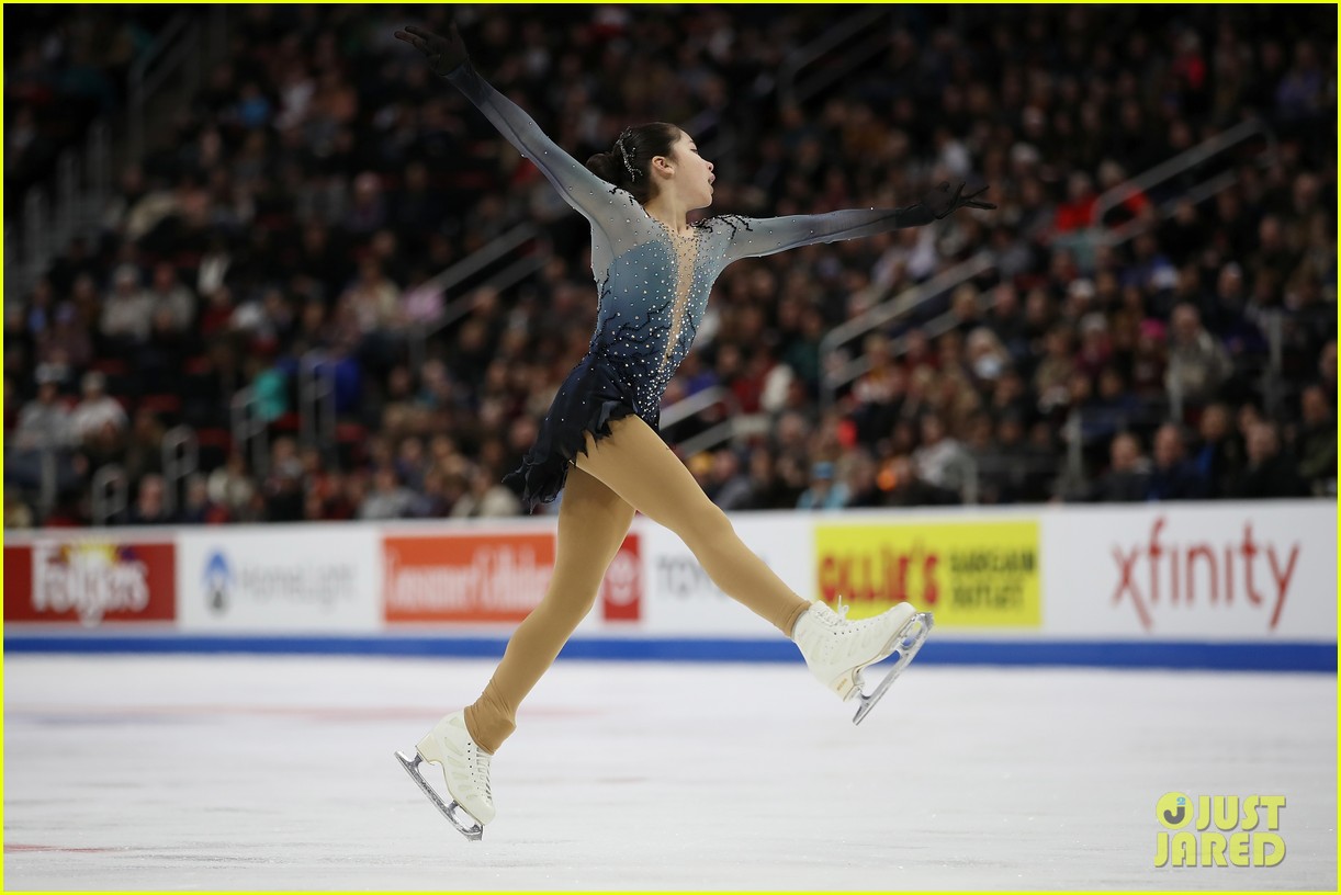 who won the ladies title at us figure skating national championship 15