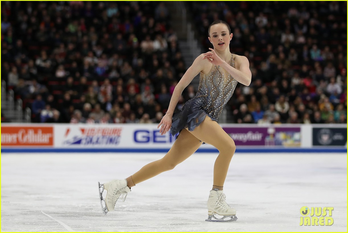 who won the ladies title at us figure skating national championship 32