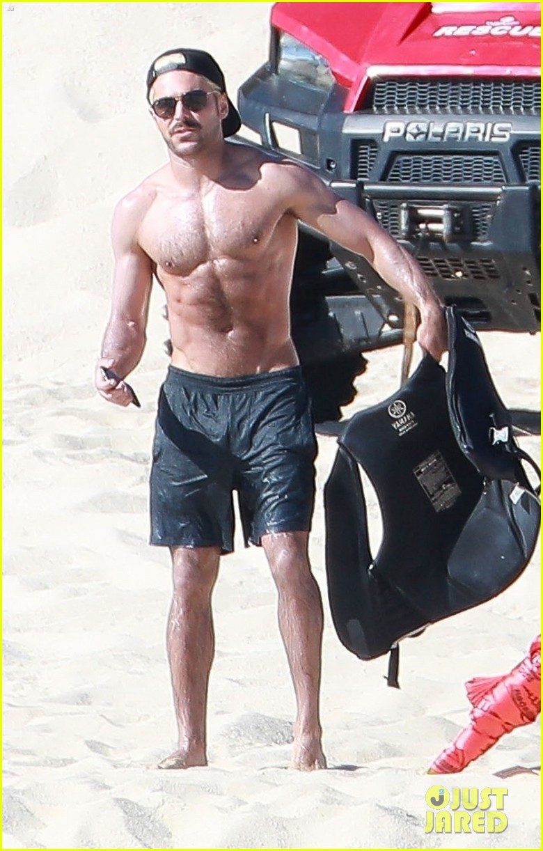 zac efron brother dylan shirtless mexico beach 05