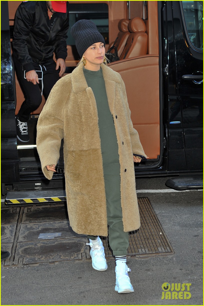 justin hailey bieber step out for the day in nyc 08