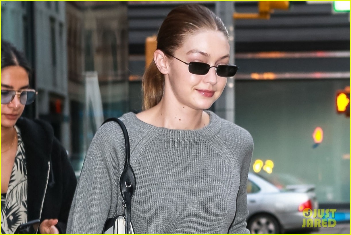 gigi hadid speaks out about her runway walk 03