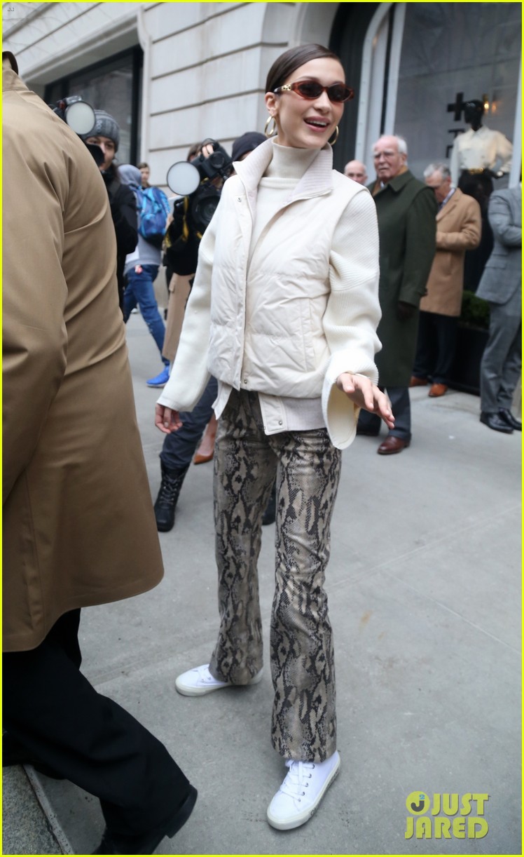 bella hadid keeps things chic during new york fashion week 04