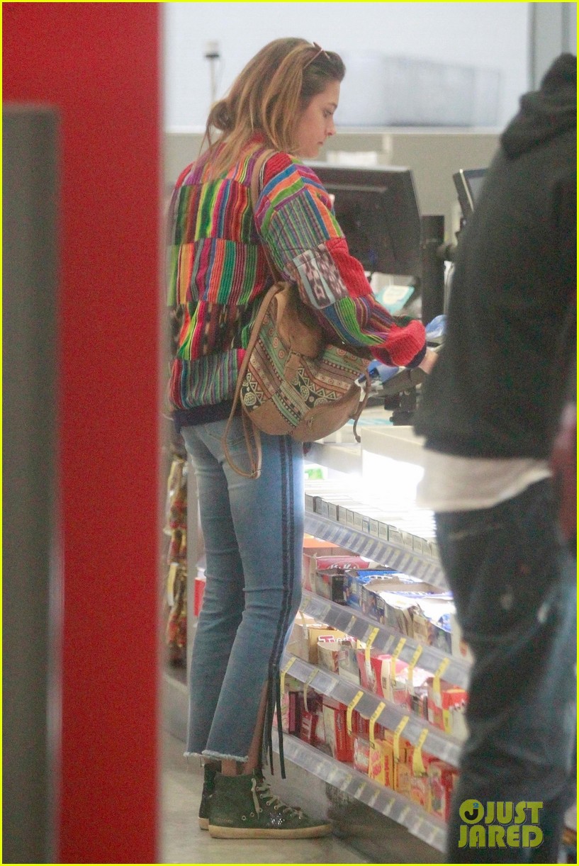 paris jackson is the happiest and healthiest shes been in a long time 05