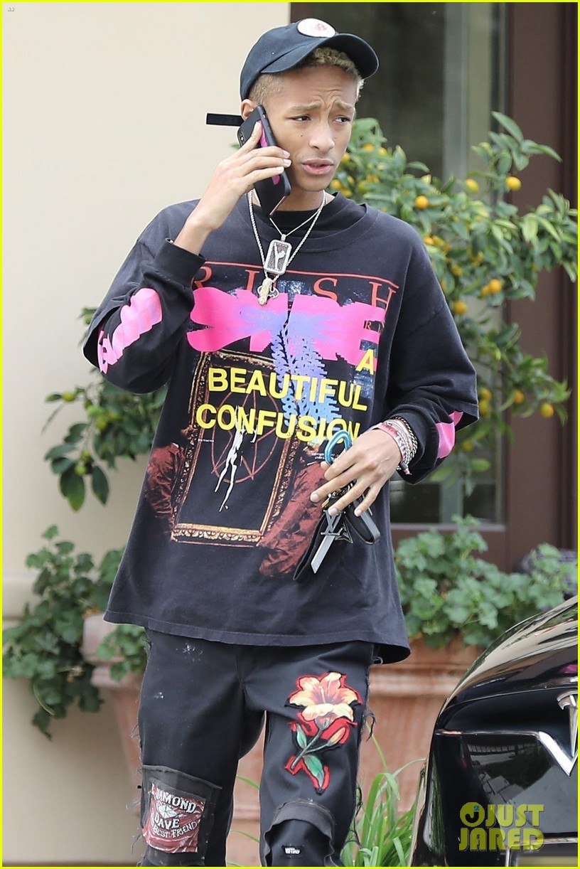 jaden smith takes a phone call in beverly hills 01