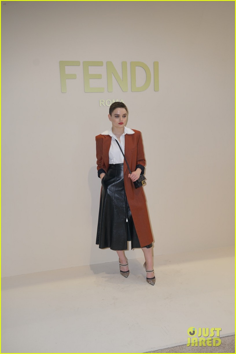fendi fashion show milan february 2019 08