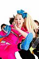 jojo siwa premieres music video for new song bop watch now 01
