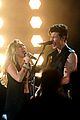shawn mendes bares biceps grammys performance miley cyrus 05