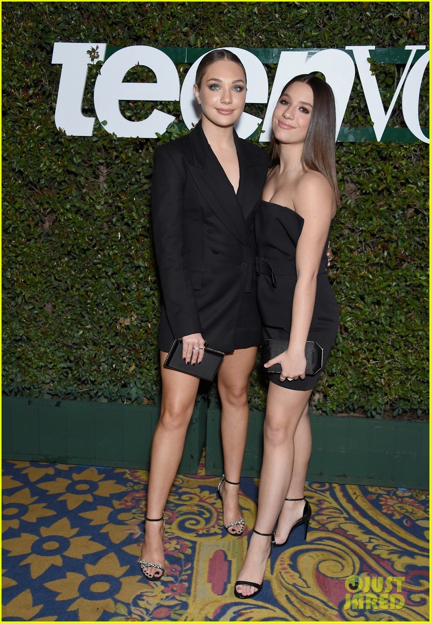 maddie mackenzie ziegler are beauties in black at teen vogues young hollywood party 08