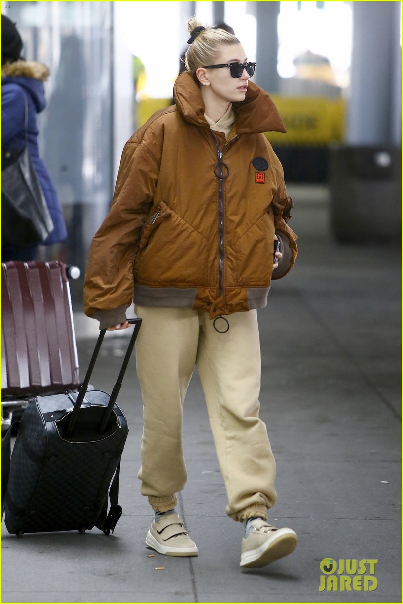 hailey bieber arrives back in nyc after quick trip to paris 03