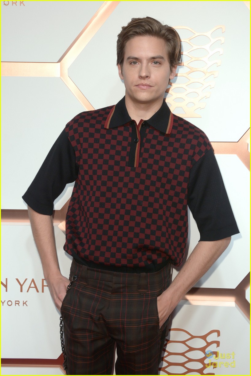 dylan sprouse hudson yard event nyc 03