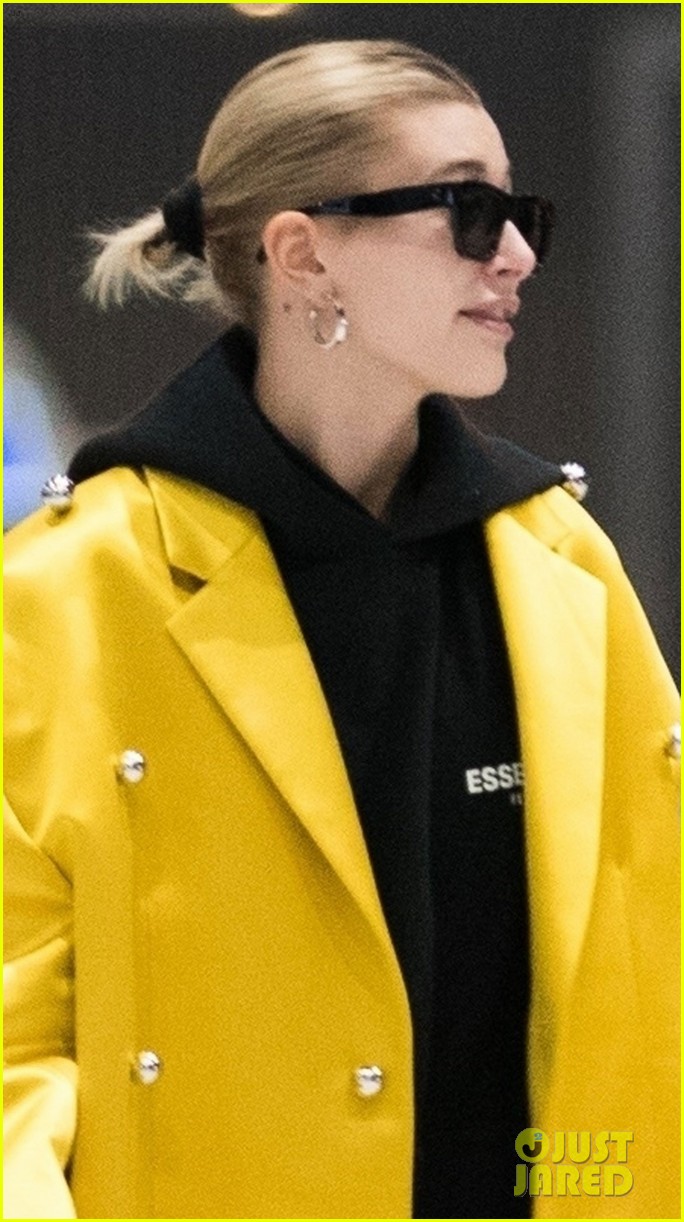 hailey bieber turns out looks for paris fashion week 06