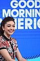 sarah hyland says modern family co stars have helped her through health struggles 09
