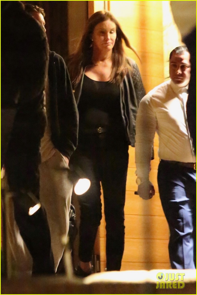 kendall and caitlyn jenner grab dinner at nobu after caitlyns trip to greece 04