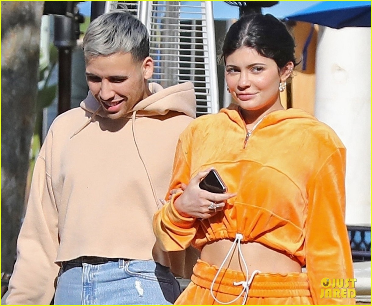 kylie jenner sports orange track suit for lunch at sugar fish 02