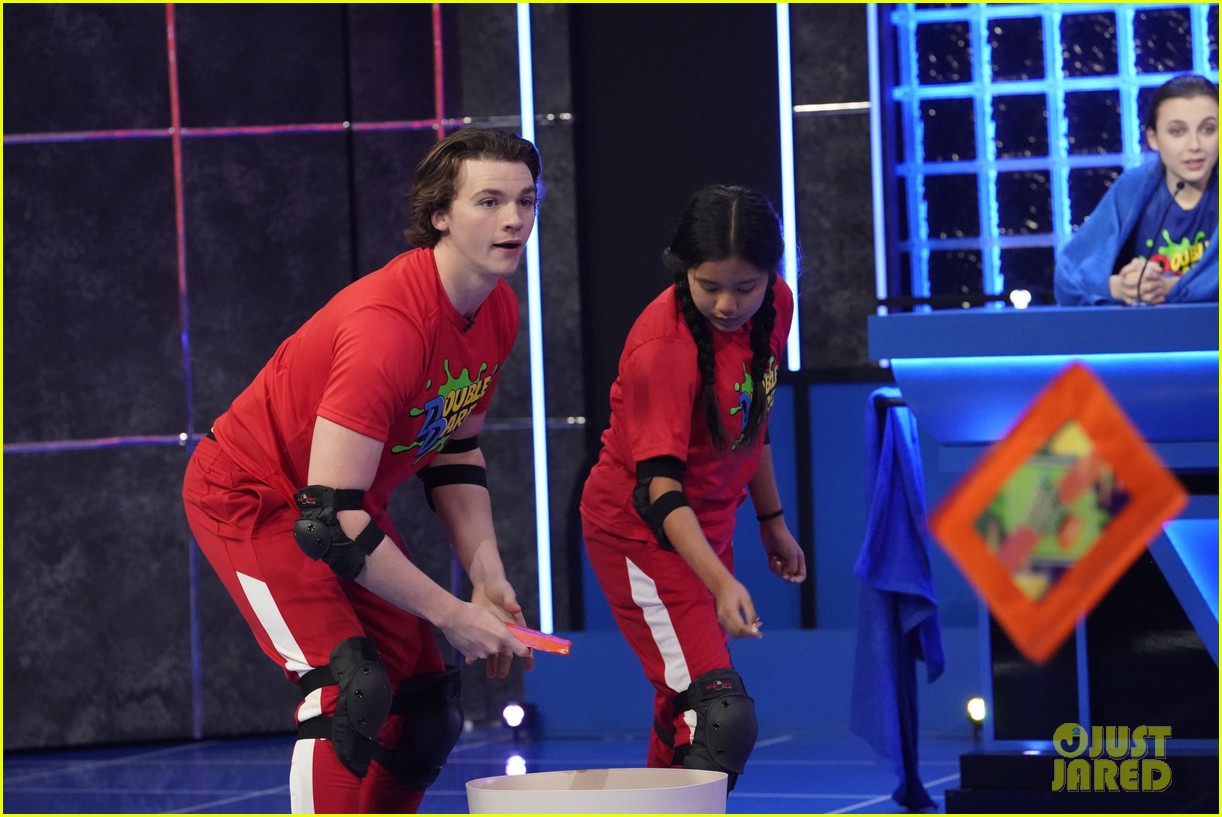 joel courtney gets covered in slime on double dare 09