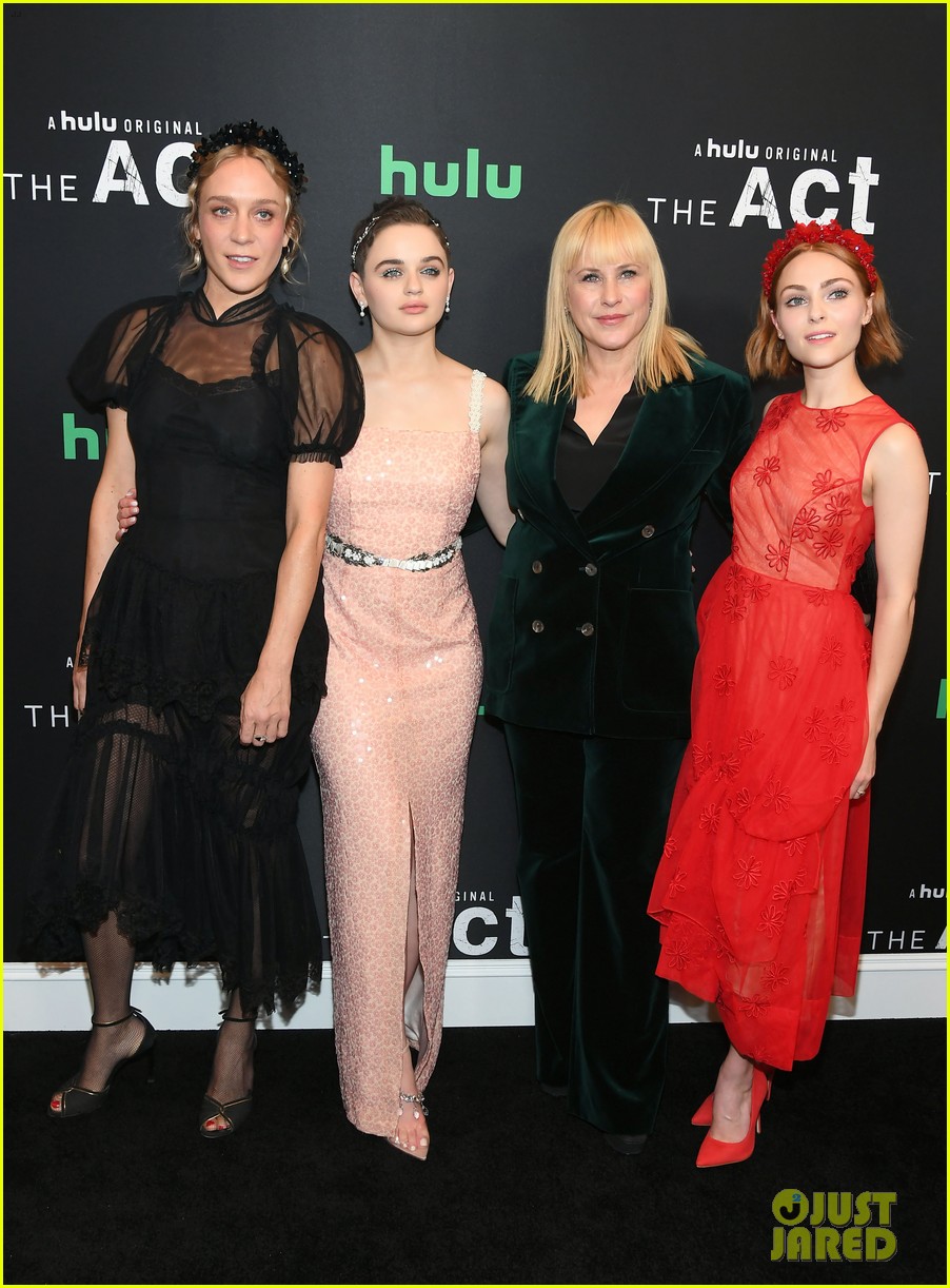 joey king patricia arquette the act nyc premiere 10