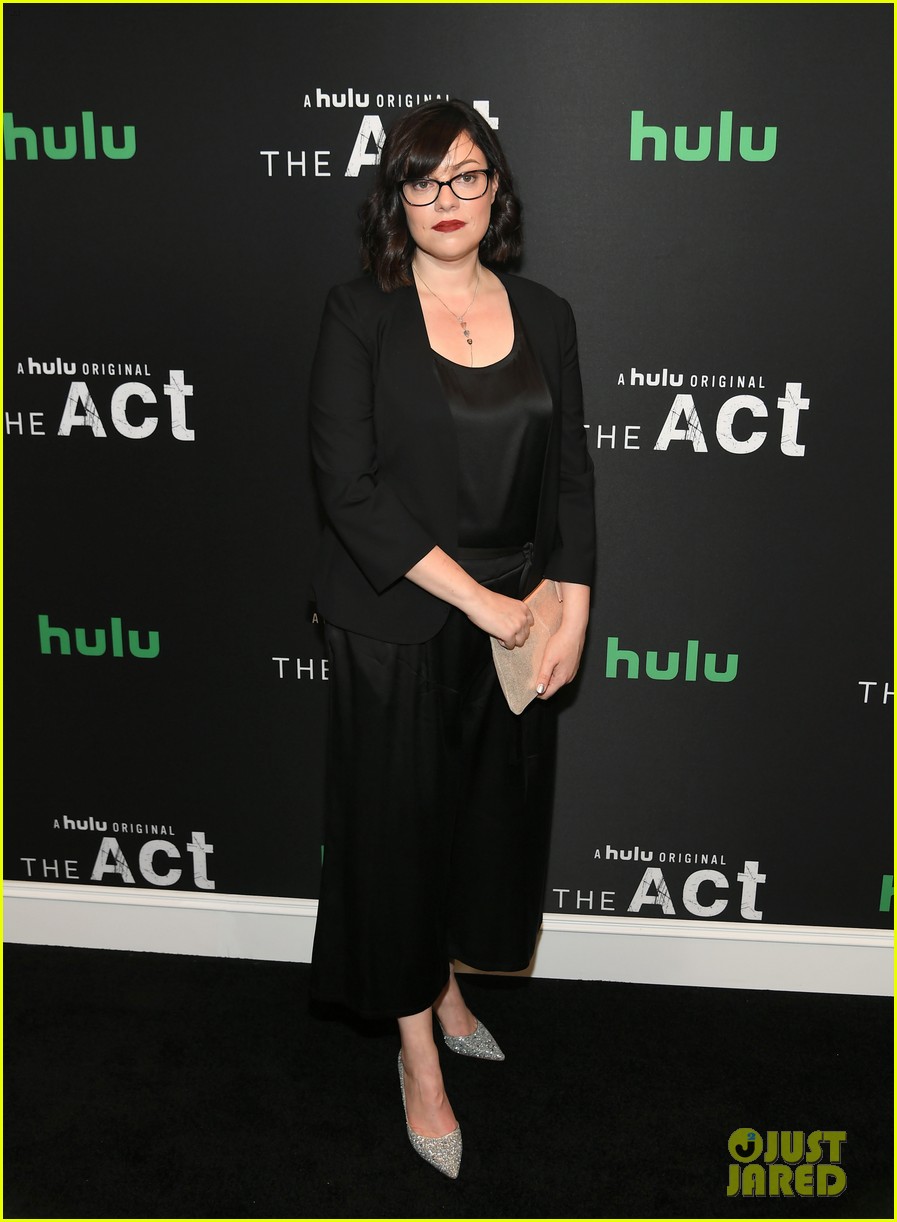 joey king patricia arquette the act nyc premiere 22