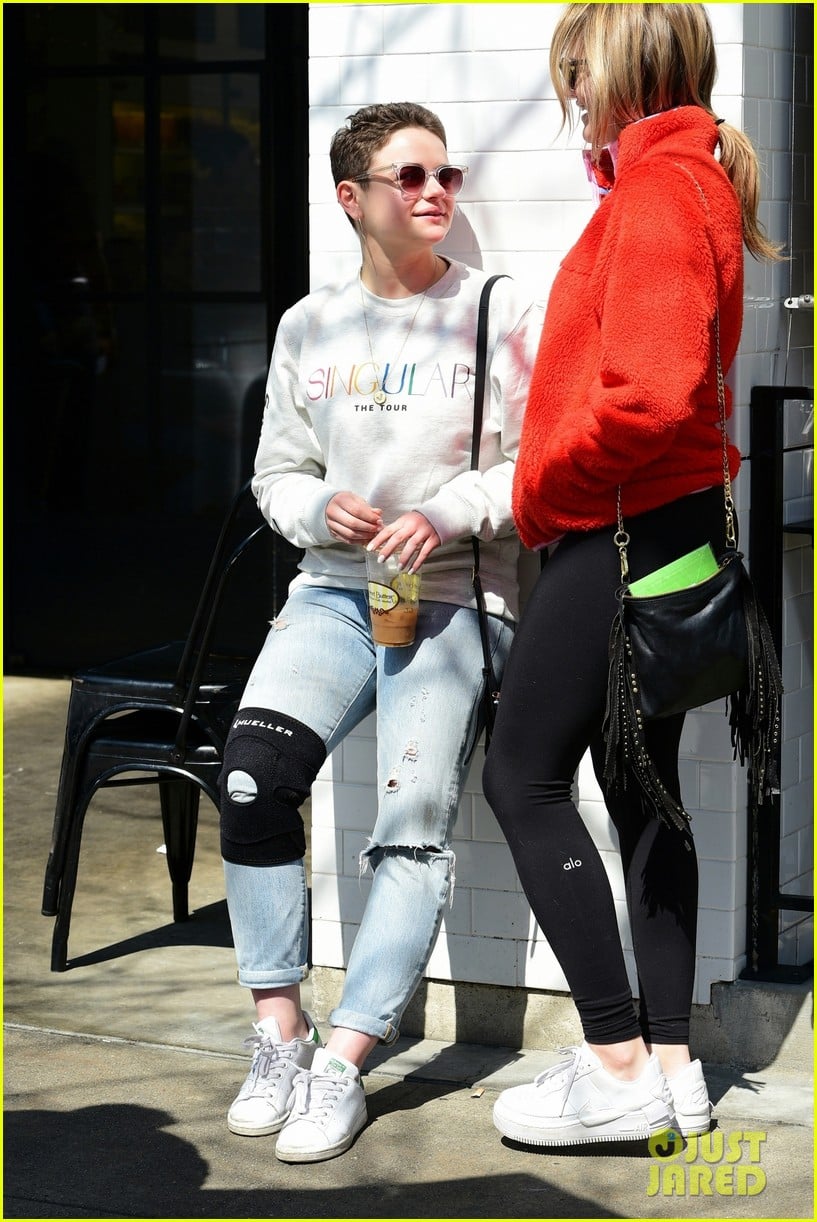 joey king lunch with sister hunter king 11