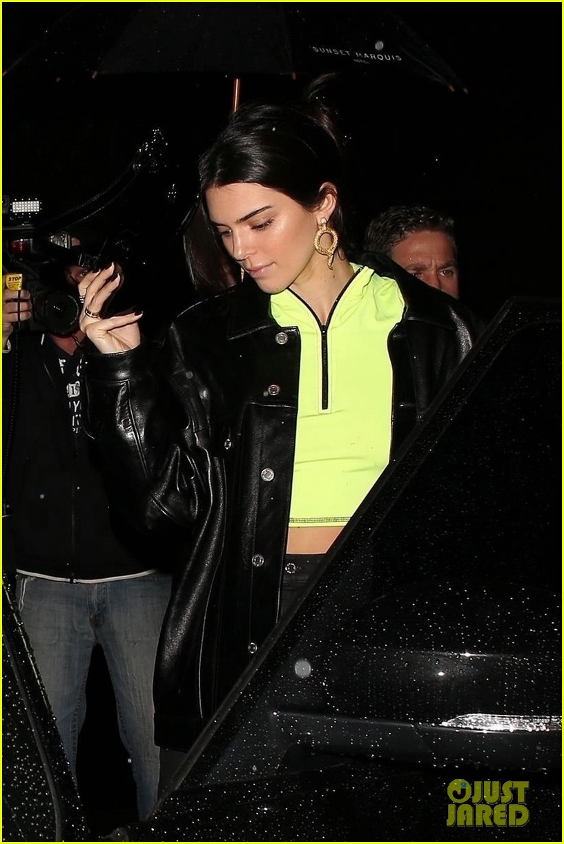 kendall jenner steps out birthday party in la 02