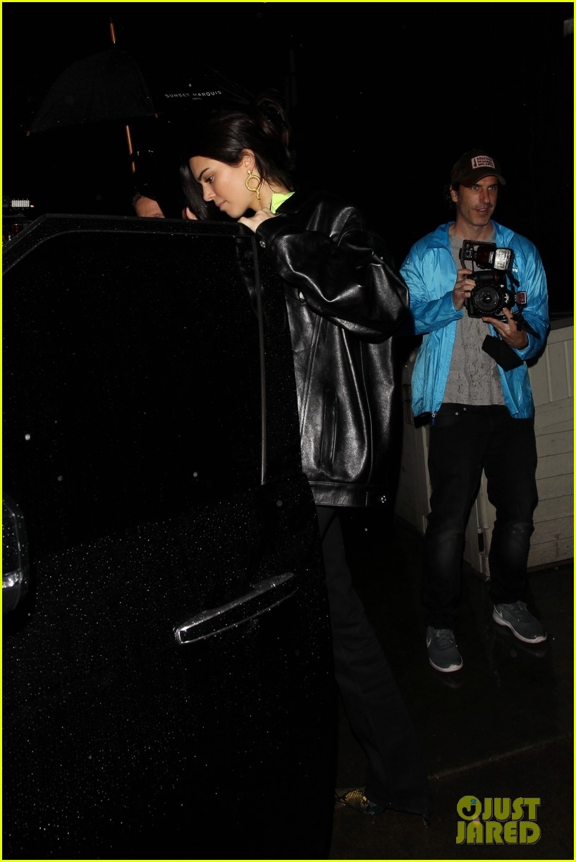 kendall jenner steps out birthday party in la 03