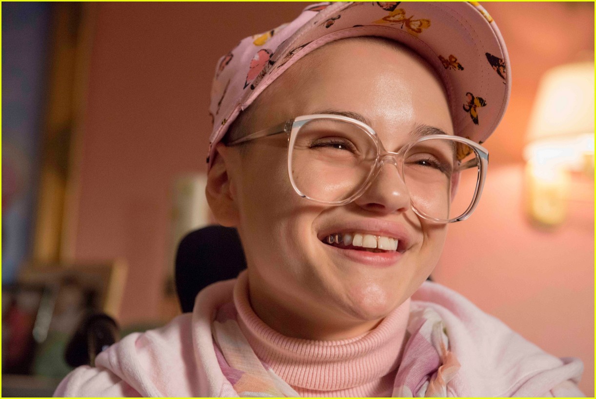 joey king patricia arquette the act 02