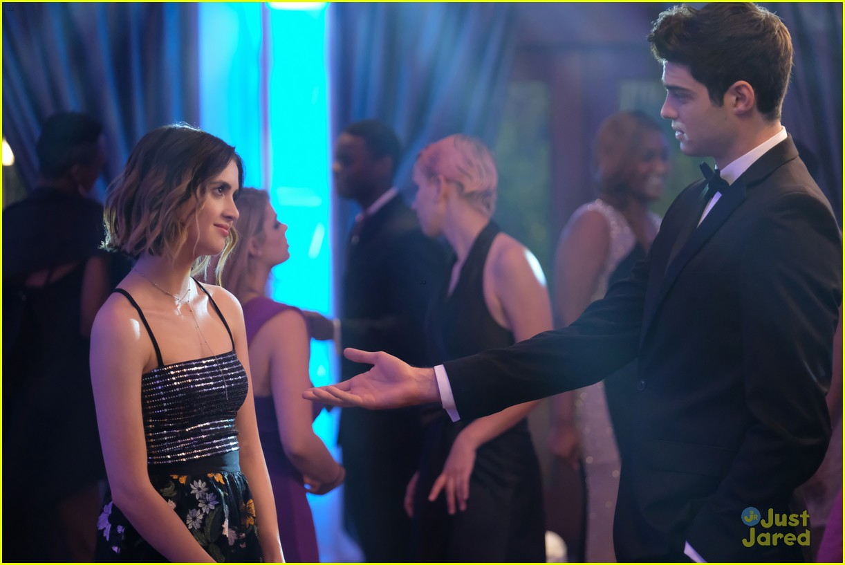 noah centineo date first look 01