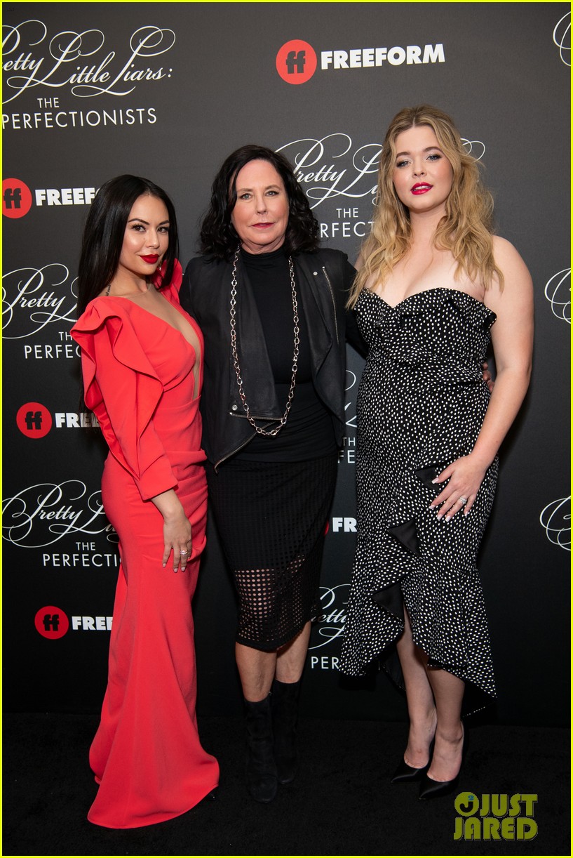 cast of pll the perfectionists stun at los angeles premiere 45