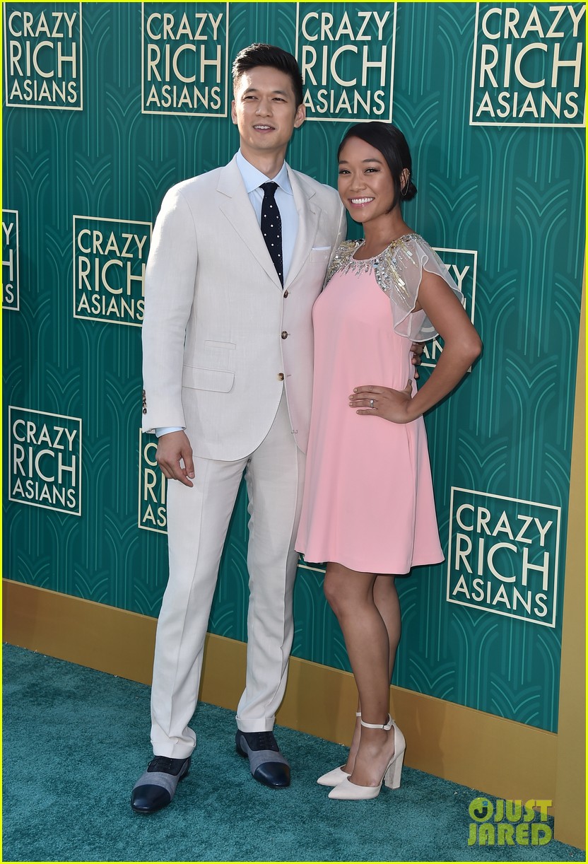 harry shum jr welcomes first child with wife shelby rabara 08