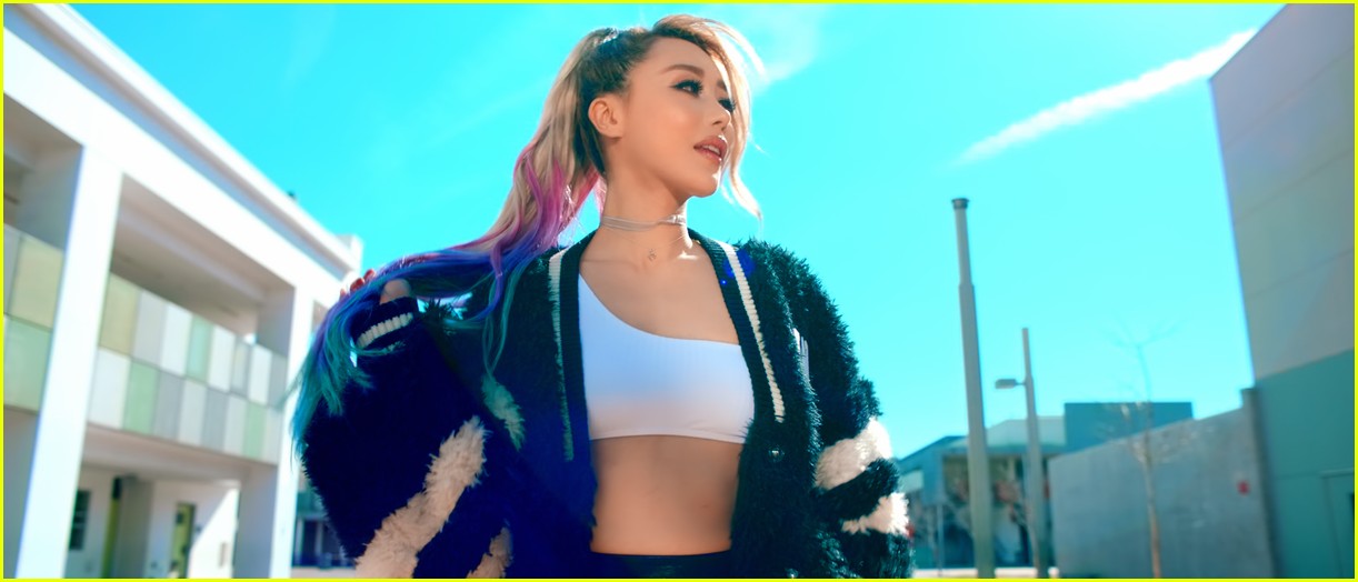 wengie lace up music video 03