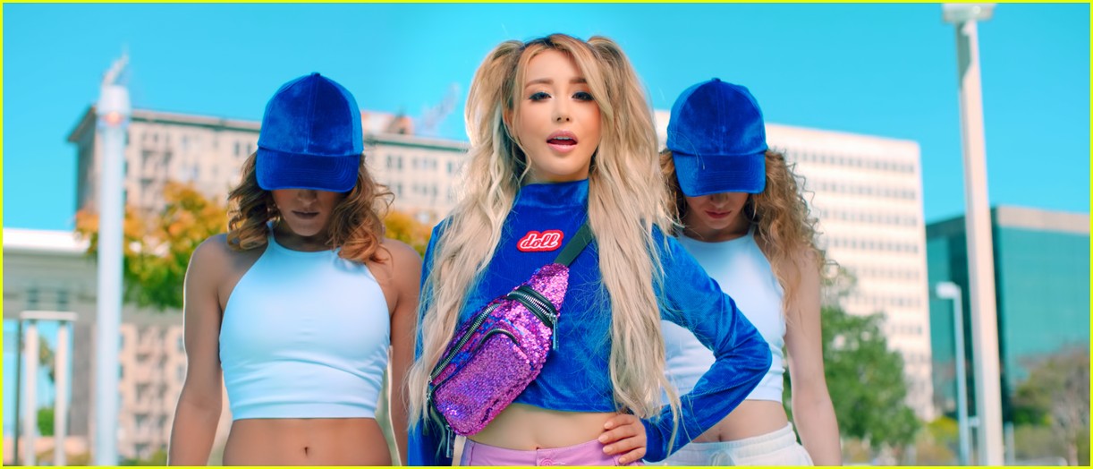 wengie lace up music video 04
