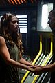 the 100 s6 new trailer first pics 04