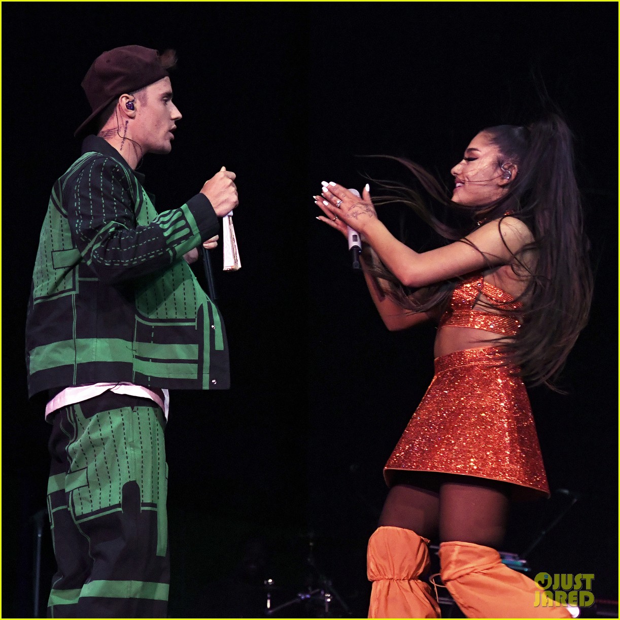 justin bieber joins ariana grandes coachella set for first performance in 2 years 01