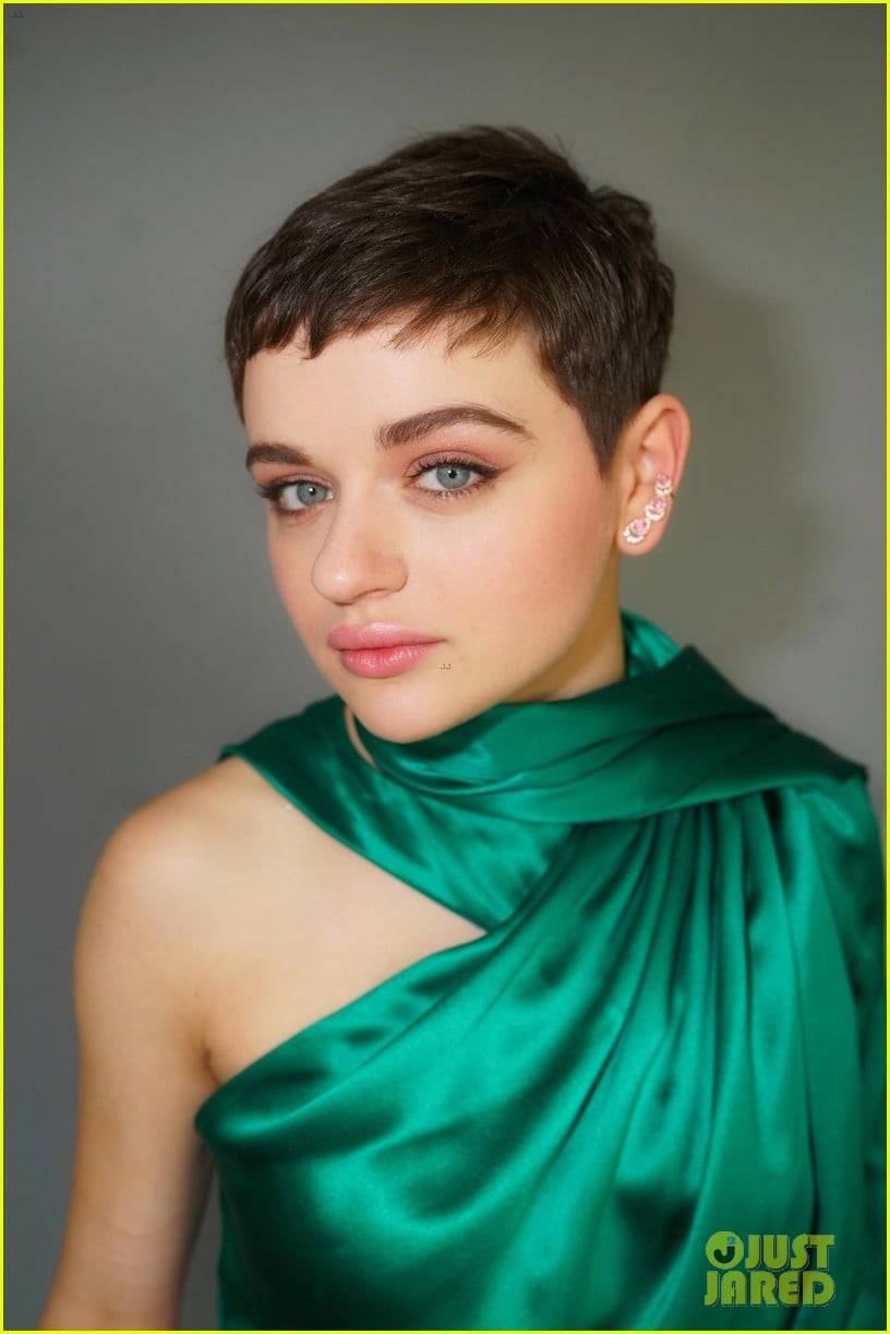 joey king shimmers at la times emmy contender event 04