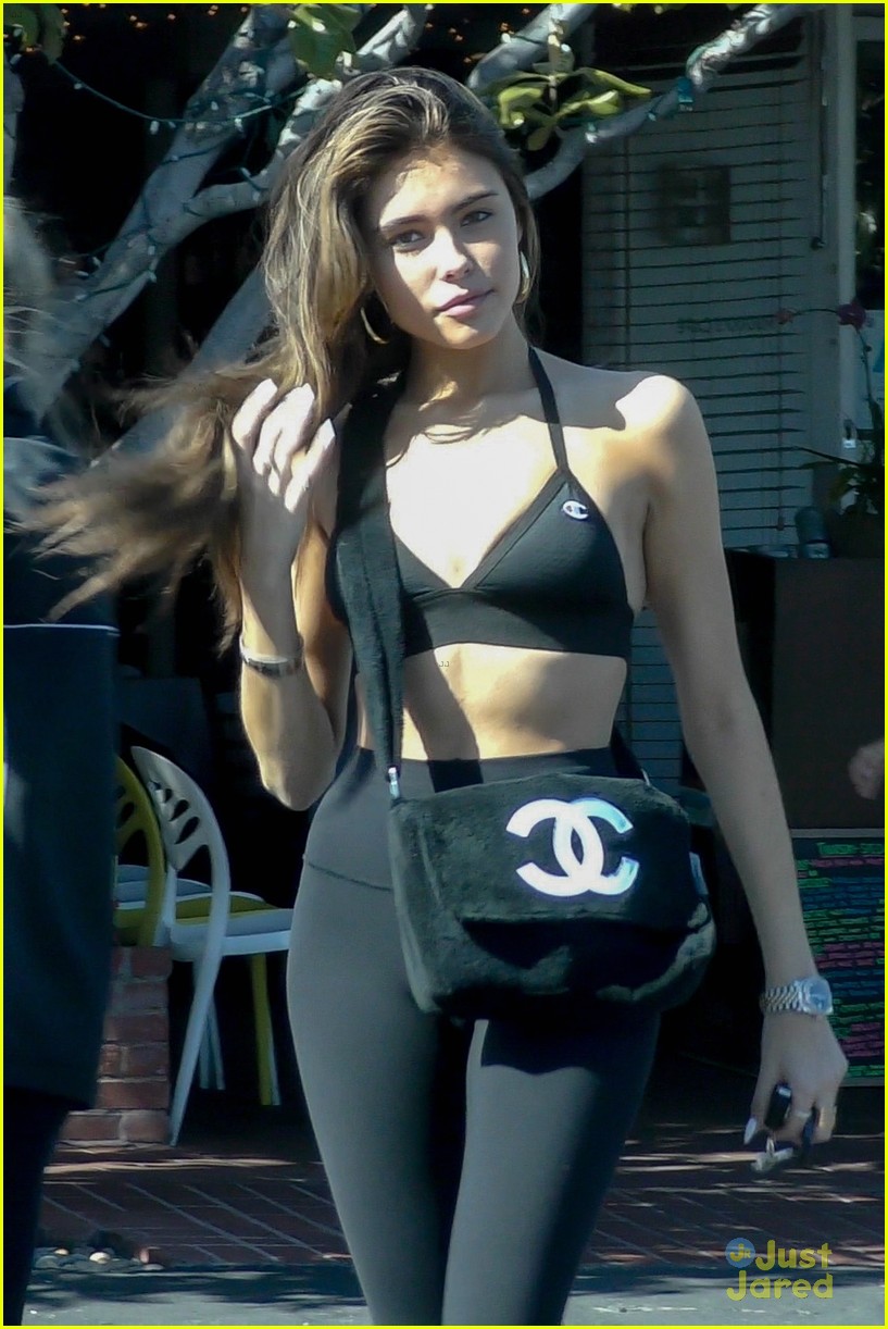 madison beer snippet may song candids 02