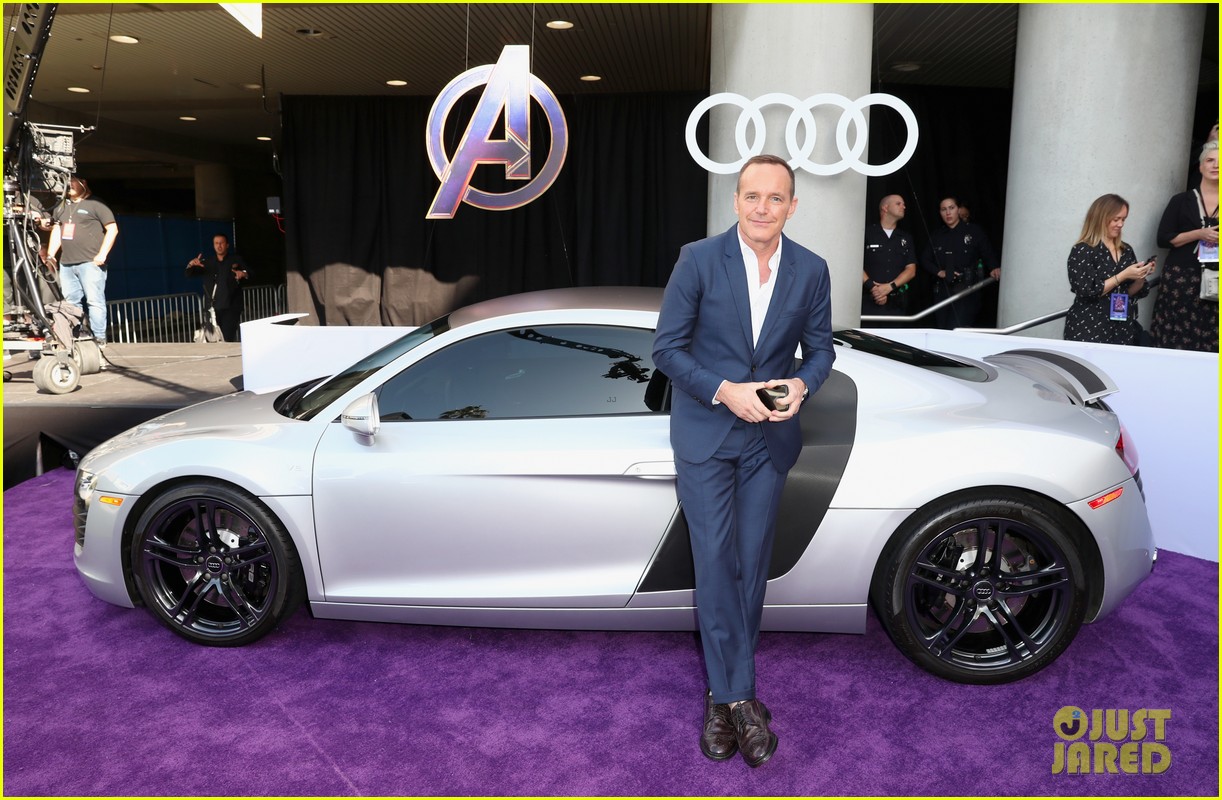 agents of shield and cloak and dagger stars avengers endgame premiere 08
