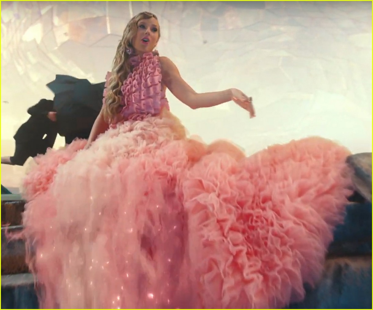 taylor swifts 7 me music video outfits see them all here 03