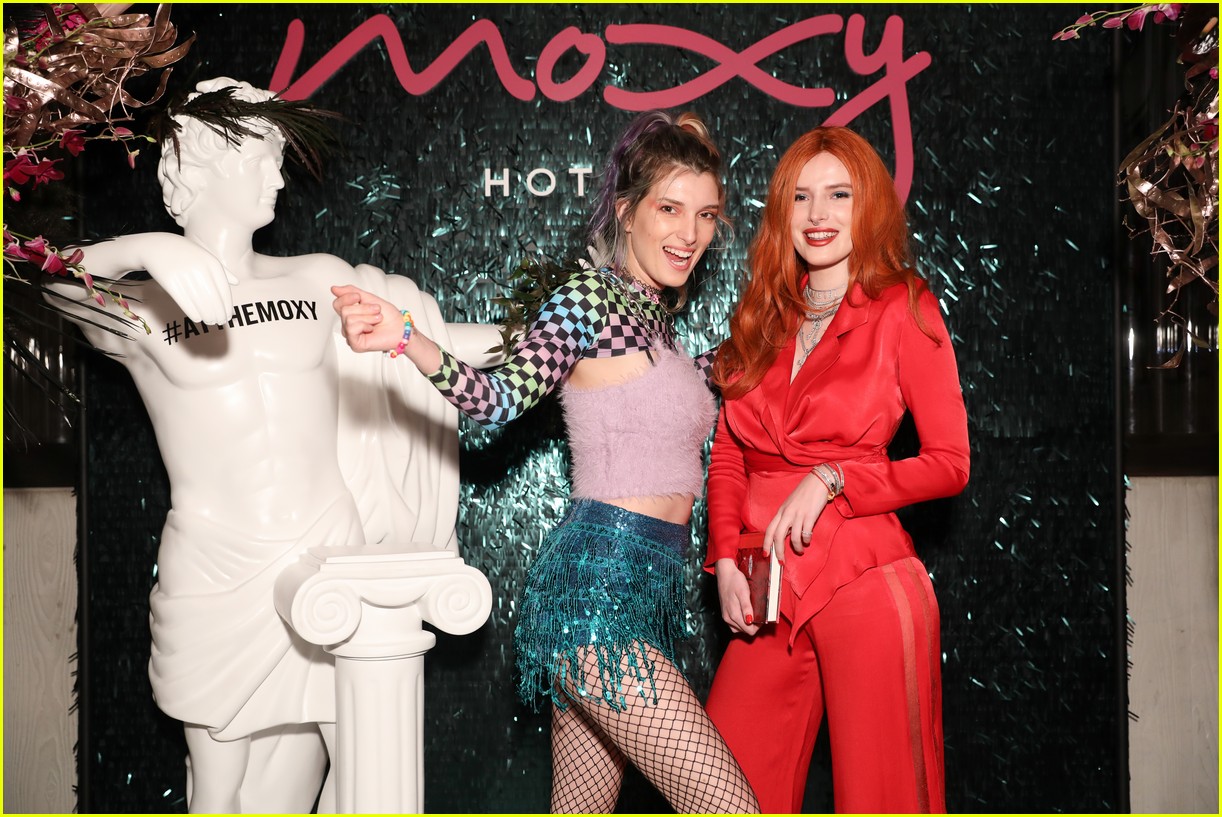 bella thorne and nina agdal team up for moxy chelseas grand opening 02