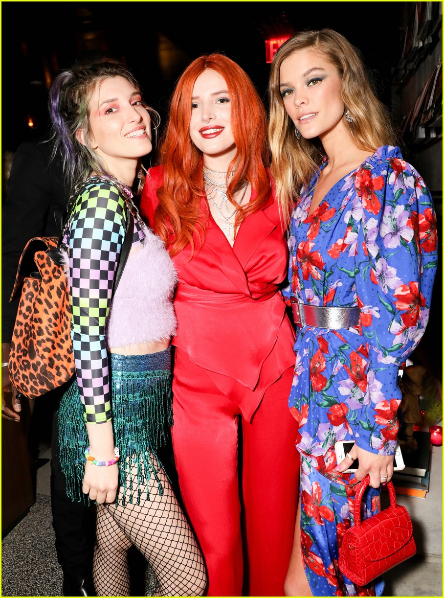 bella thorne and nina agdal team up for moxy chelseas grand opening 03