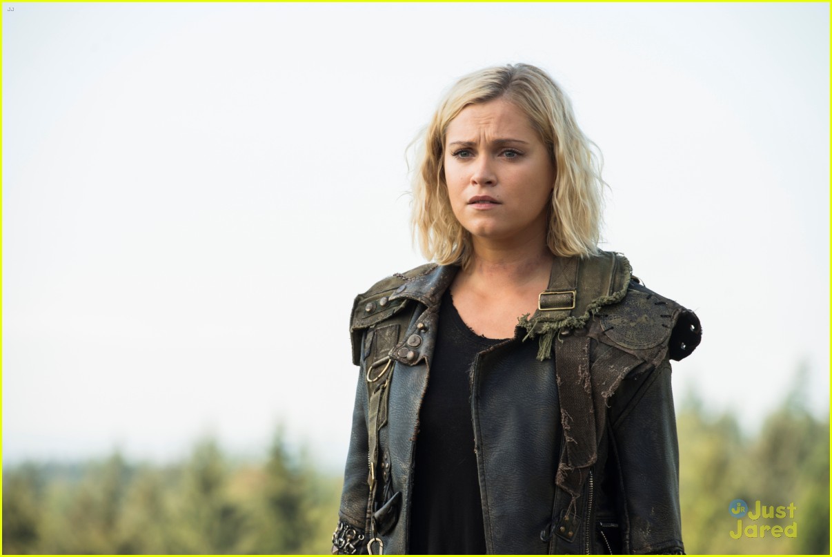 the 100 gifted stills 02
