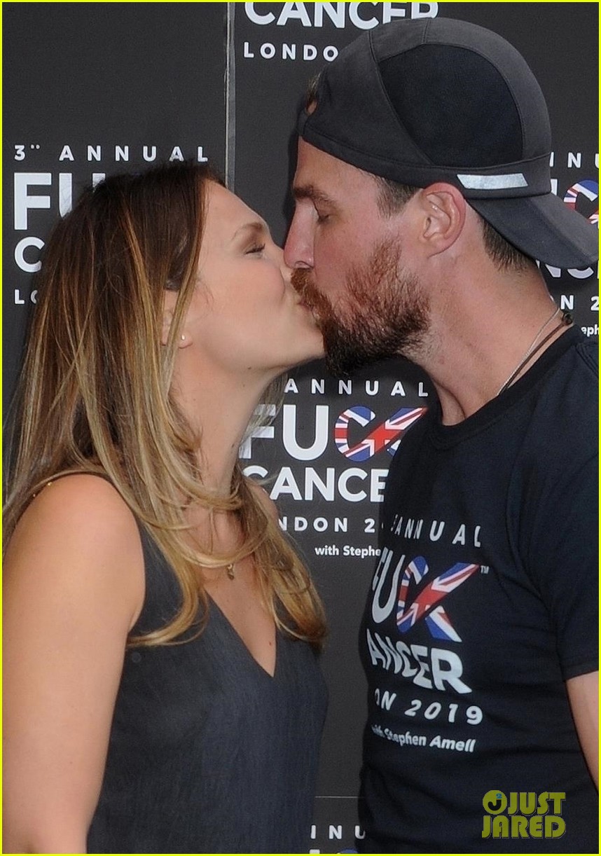 stephen amell wife cassandra host f cancer event in london 02