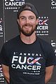 stephen amell wife cassandra host f cancer event in london 06