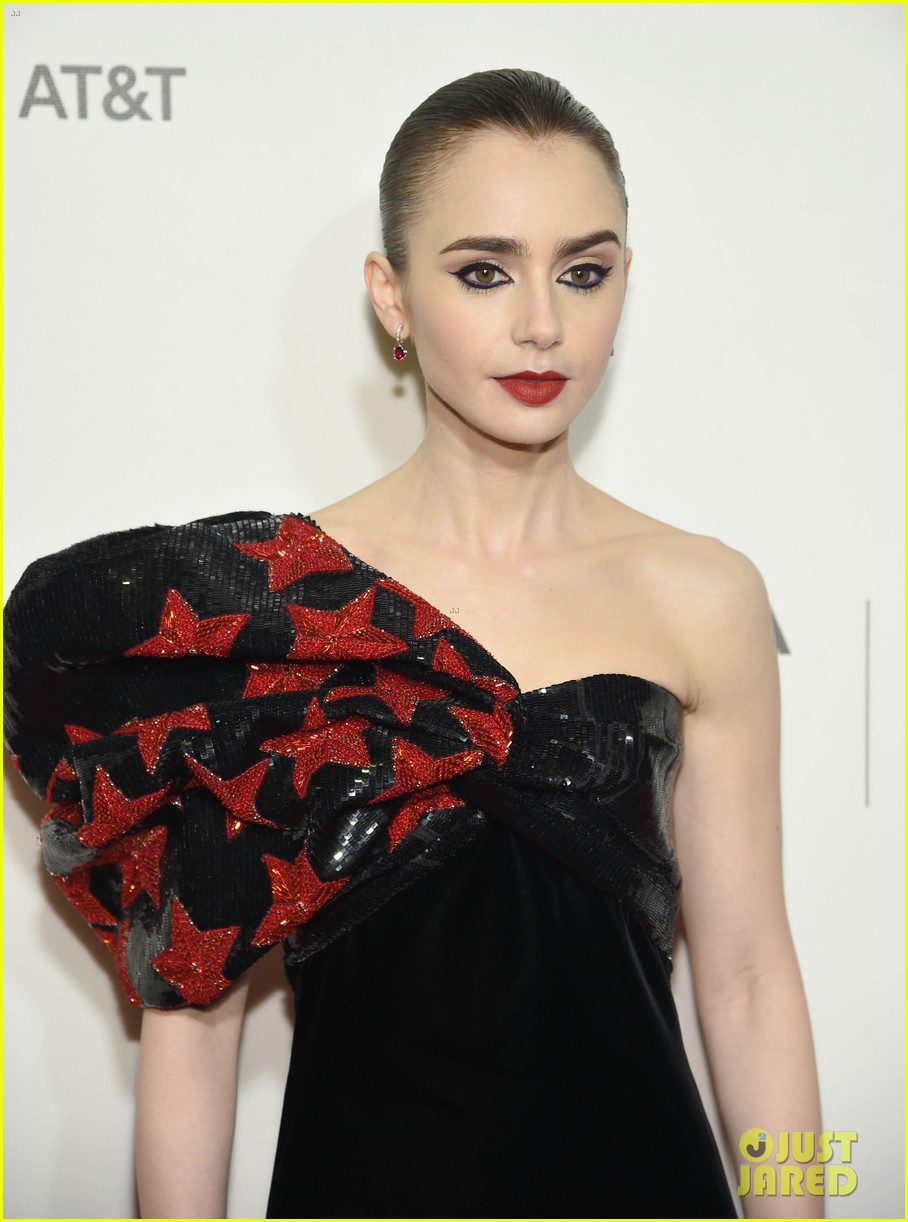 zac efron lily collins extremely wicked tribeca premiere 14