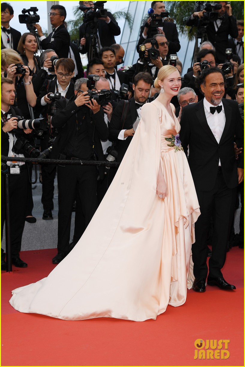 elle fanning cannes opening ceremony gucci gown 21