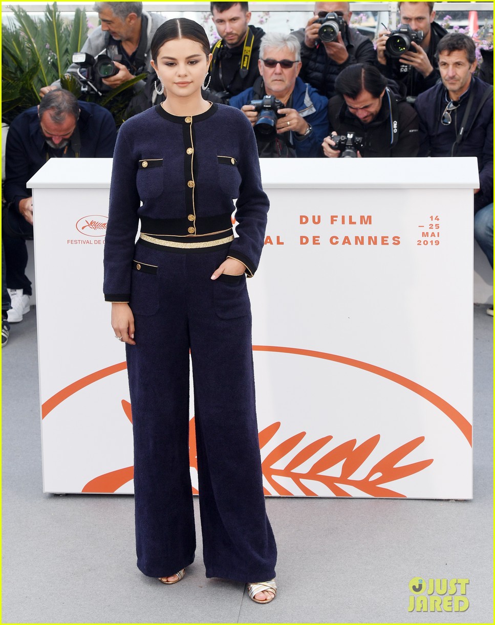 selena gomez joins the dead dont die cast at cannes photo call 10