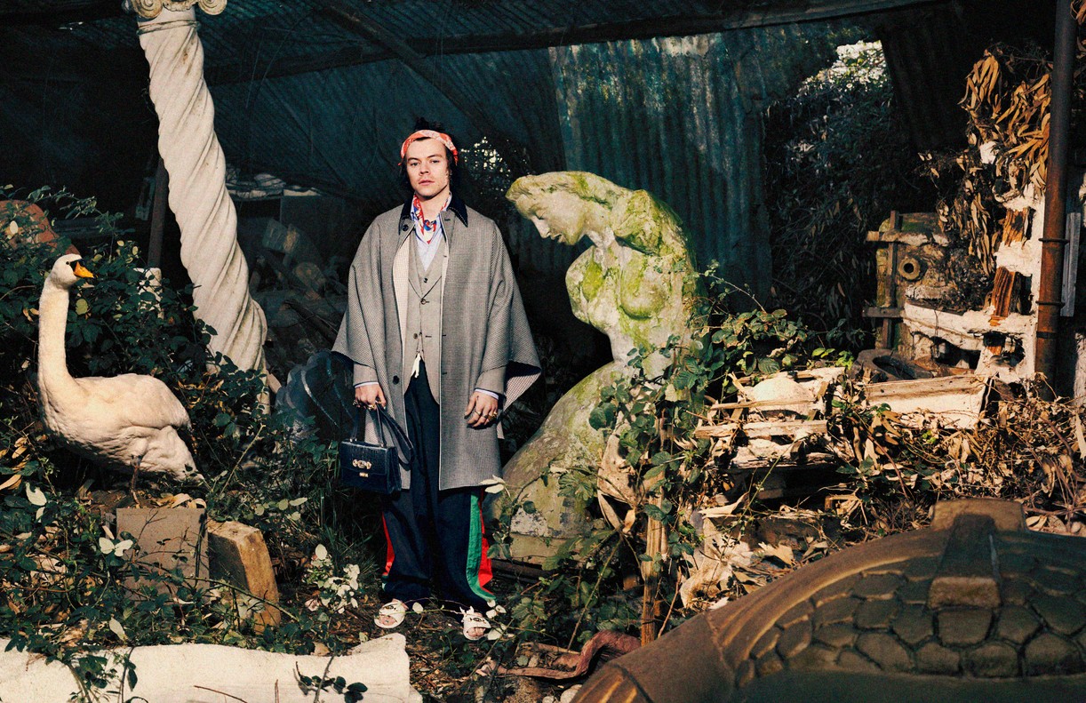 harry style gucci tailoring campaign 03